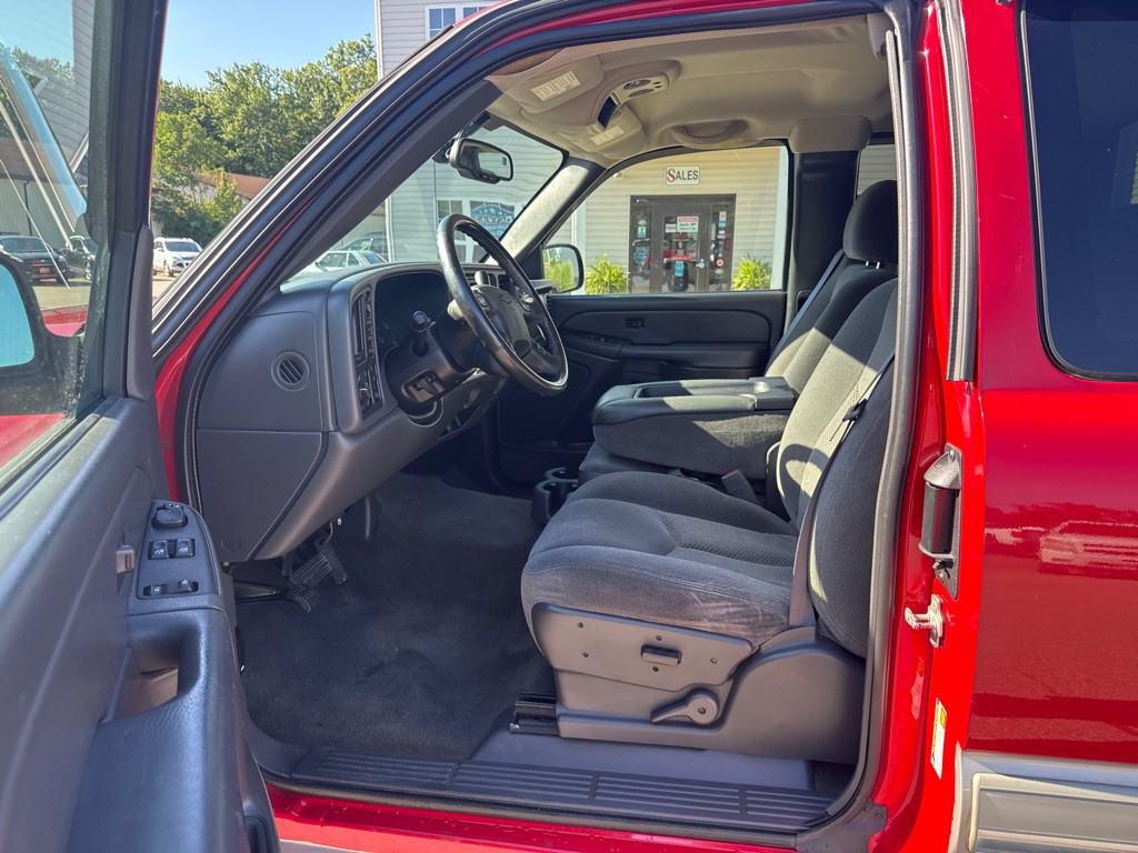 2005 Chevrolet Silverado 1500 Image 11