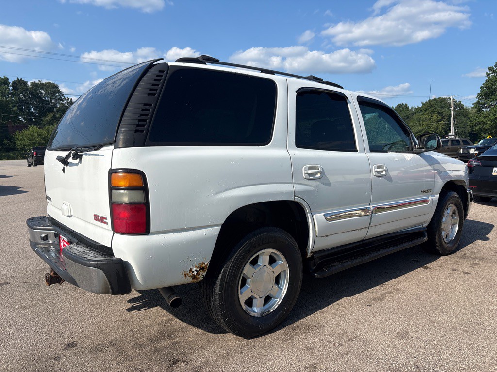 2004 GMC Yukon Image 6