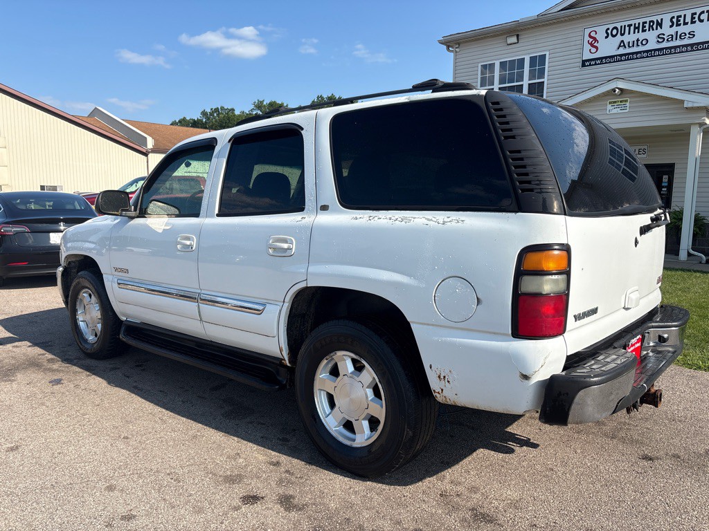 2004 GMC Yukon Image 8