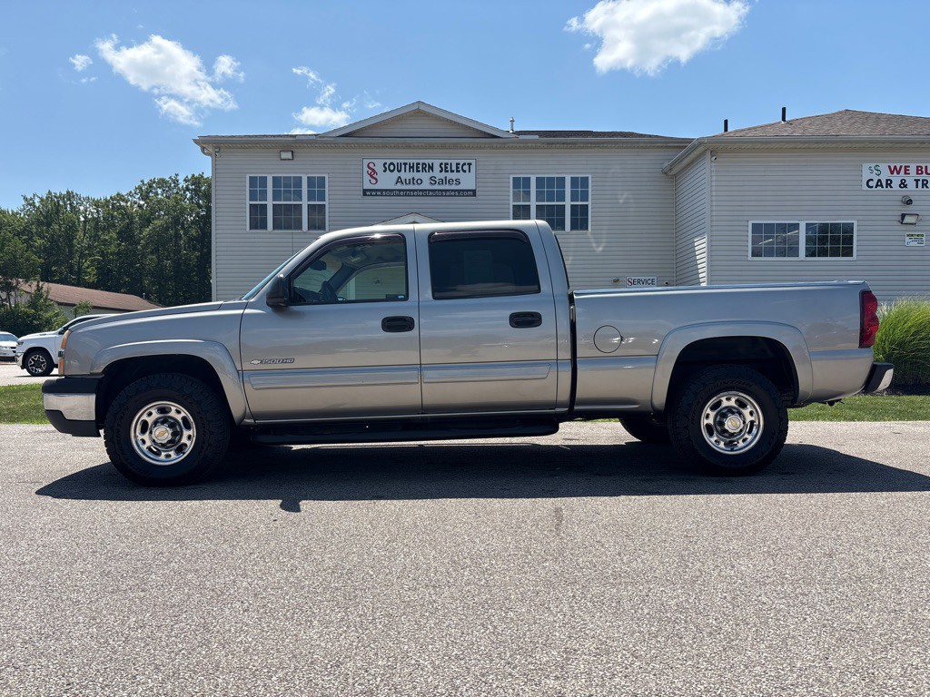 2003 Chevrolet Silverado 1500 Image 1