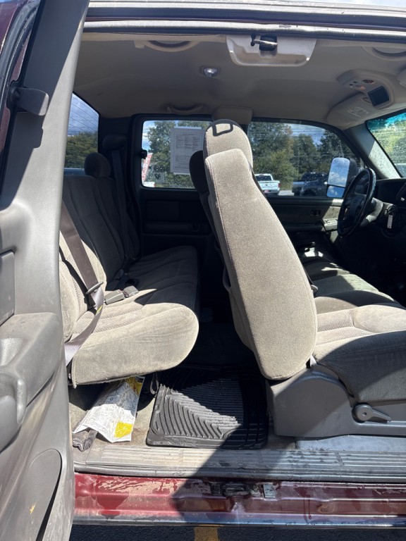 2003 Chevrolet Silverado 1500 Image 12