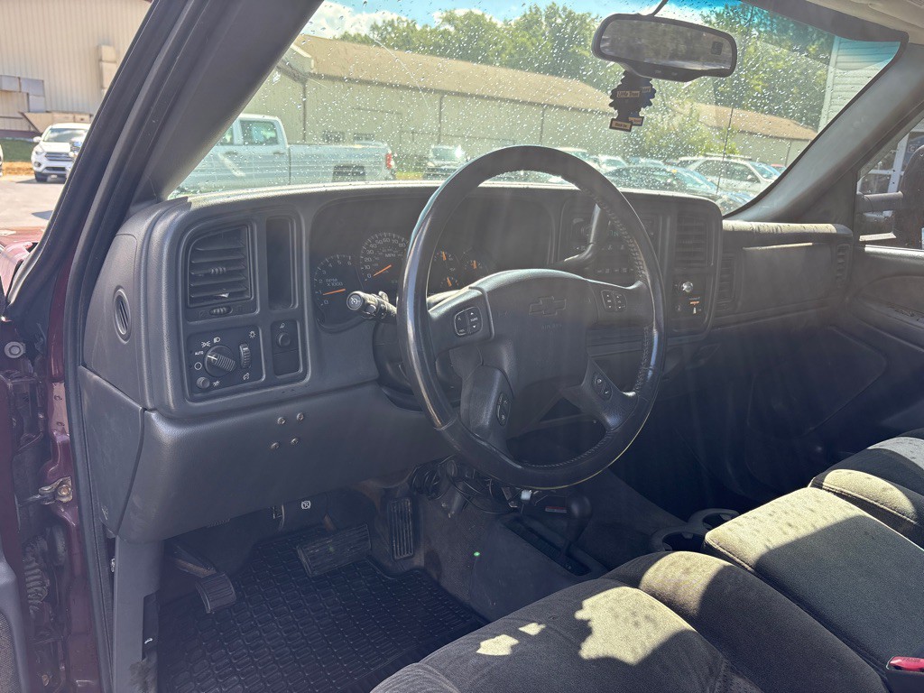 2003 Chevrolet Silverado 1500 Image 13