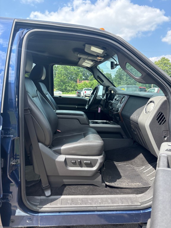 2011 Ford F-350 Image 11
