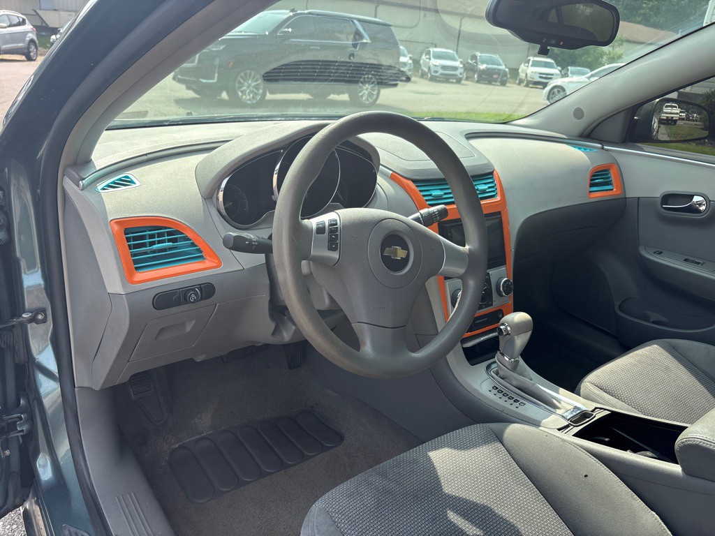 2009 Chevrolet Malibu Image 13