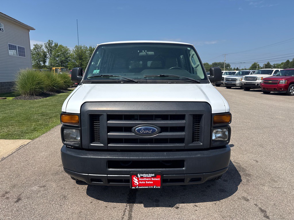 2013 Ford Econoline Image 3