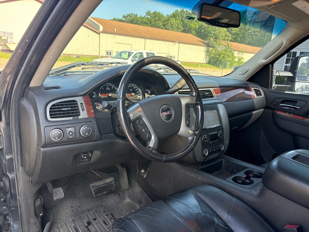 2010 GMC Sierra Image 13