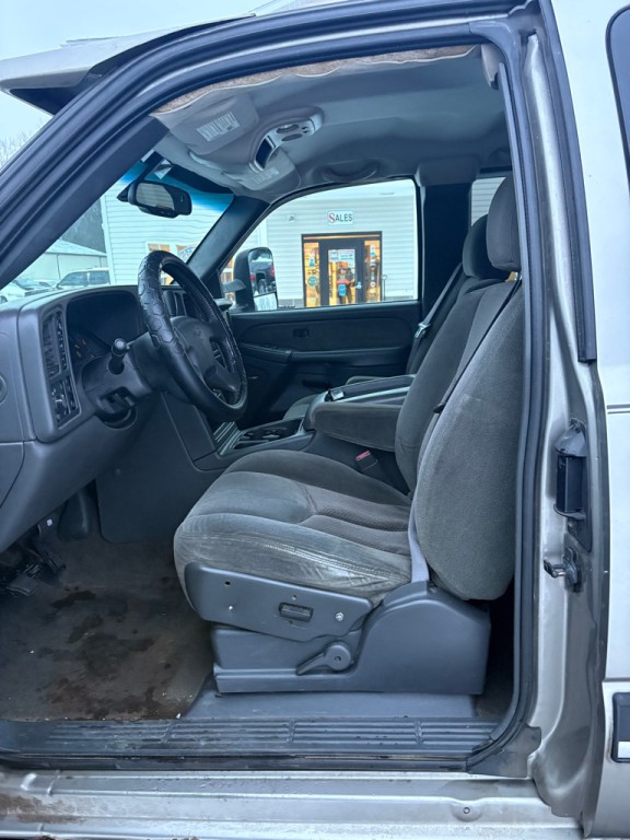 2003 Chevrolet Silverado 1500 Image 9