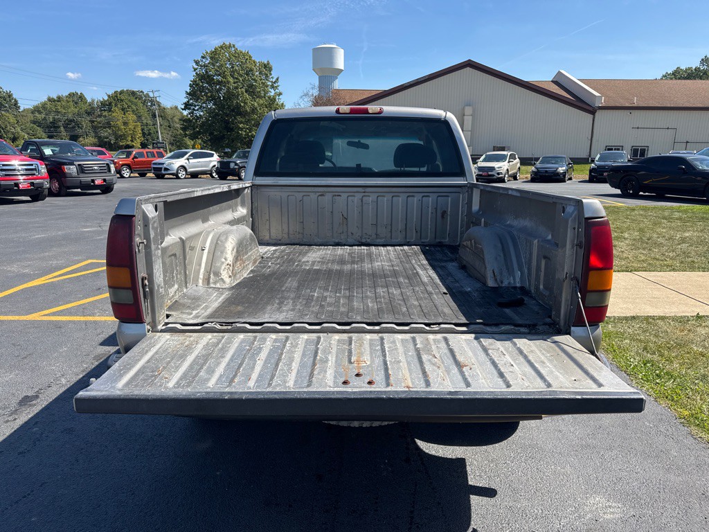 2002 Chevrolet Silverado 1500 Image 8
