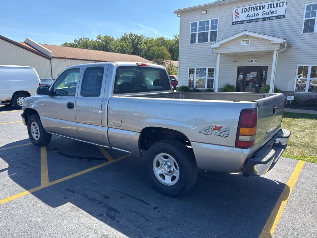 2002 Chevrolet Silverado 1500 Image 9