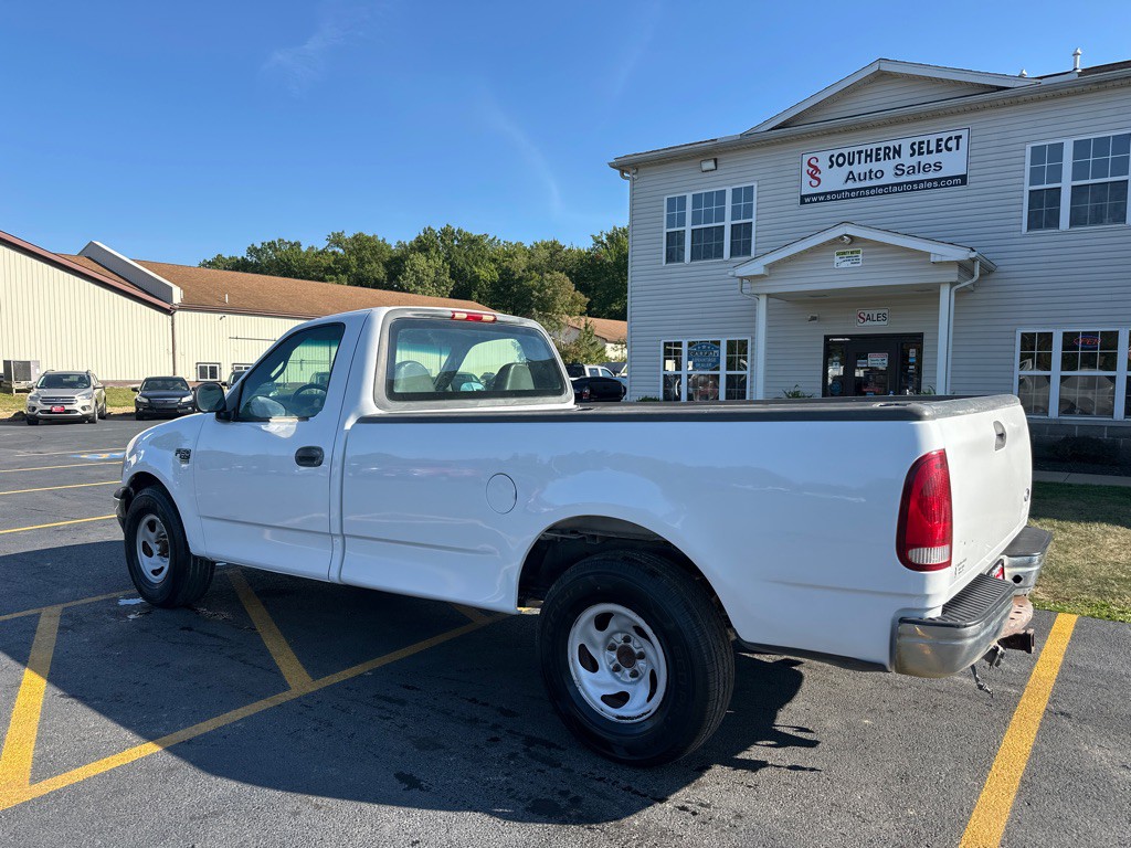 2001 Ford F-150 Image 8