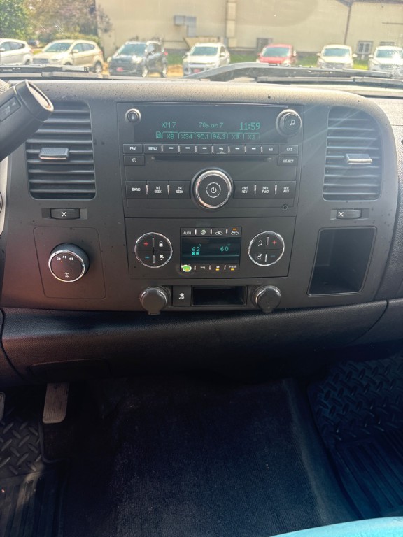 2011 Chevrolet Silverado 1500 Image 16