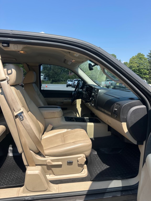 2007 Chevrolet Silverado 1500 Image 12