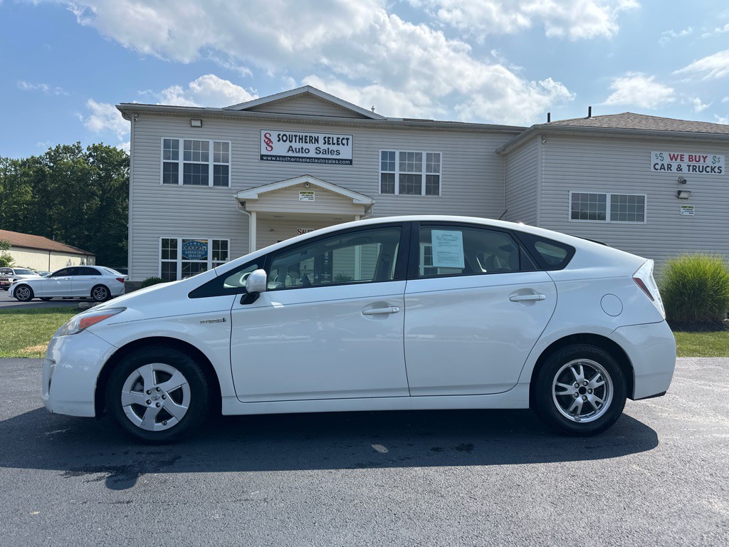 2010 Toyota Prius Image 1