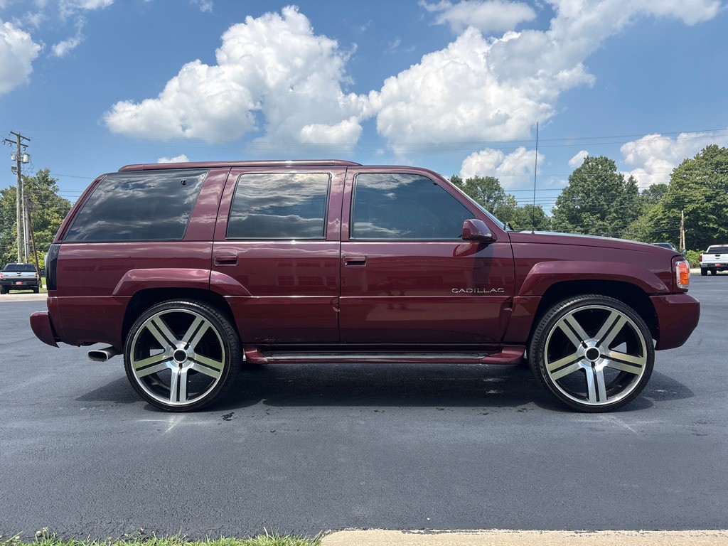 1999 Cadillac Escalade Image 5