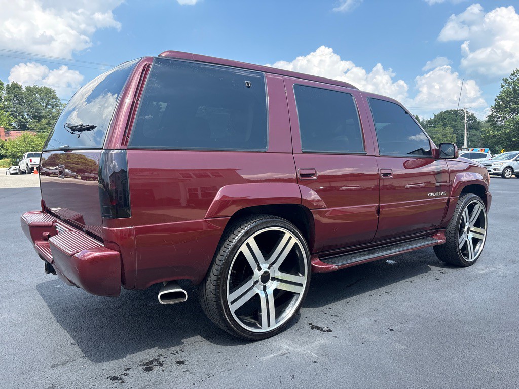 1999 Cadillac Escalade Image 6
