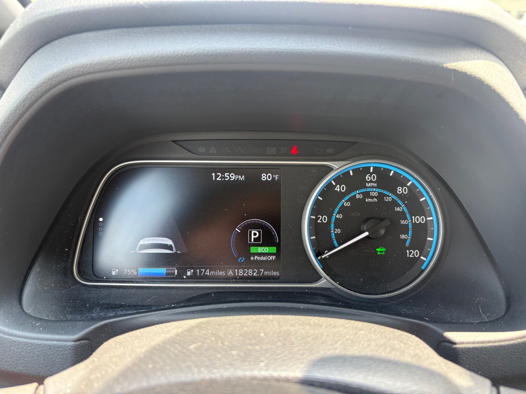 2023 Nissan Leaf Image 14