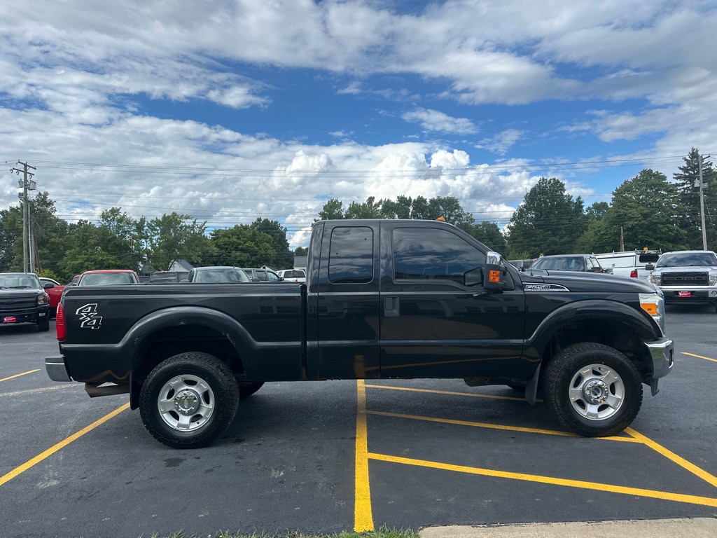 2011 Ford F-250 Image 5