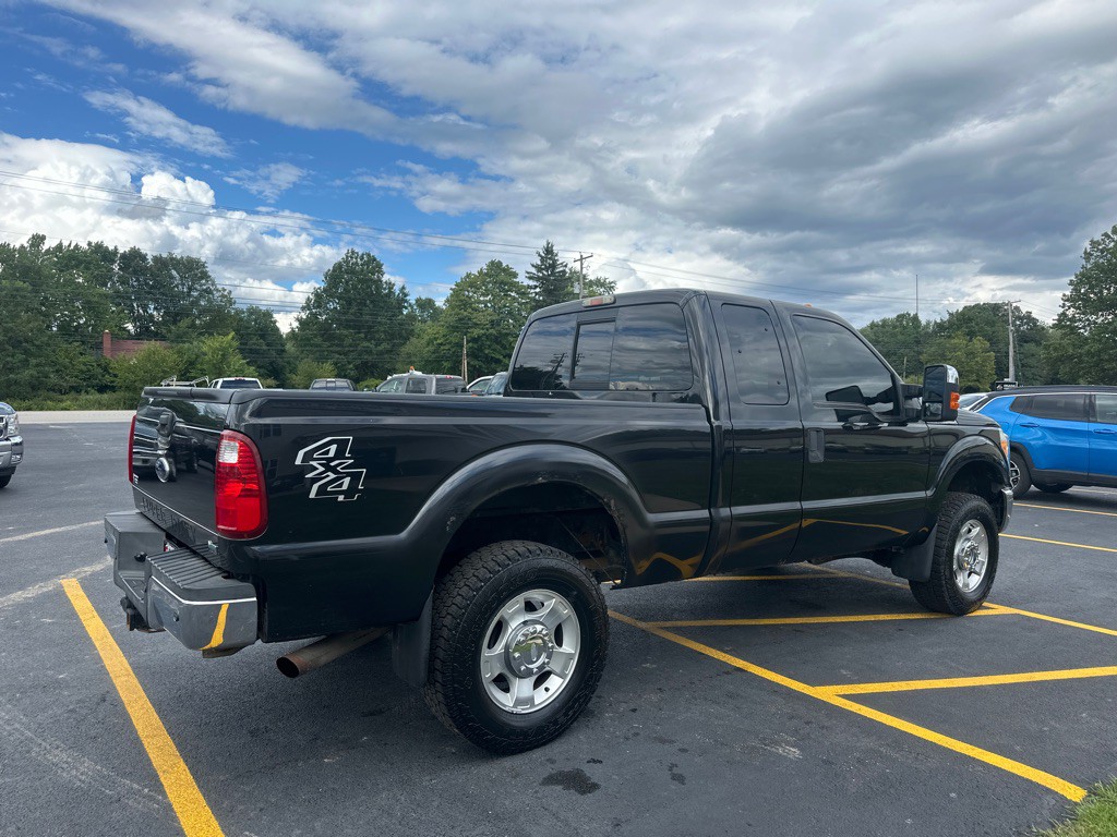 2011 Ford F-250 Image 6