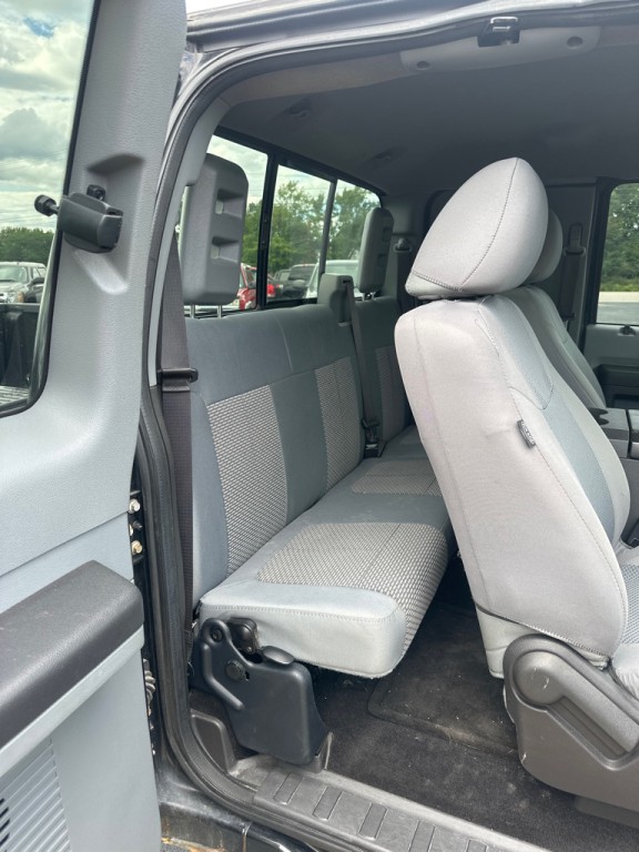 2011 Ford F-250 Image 14