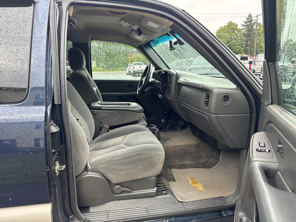 2005 Chevrolet Silverado 1500 Image 13