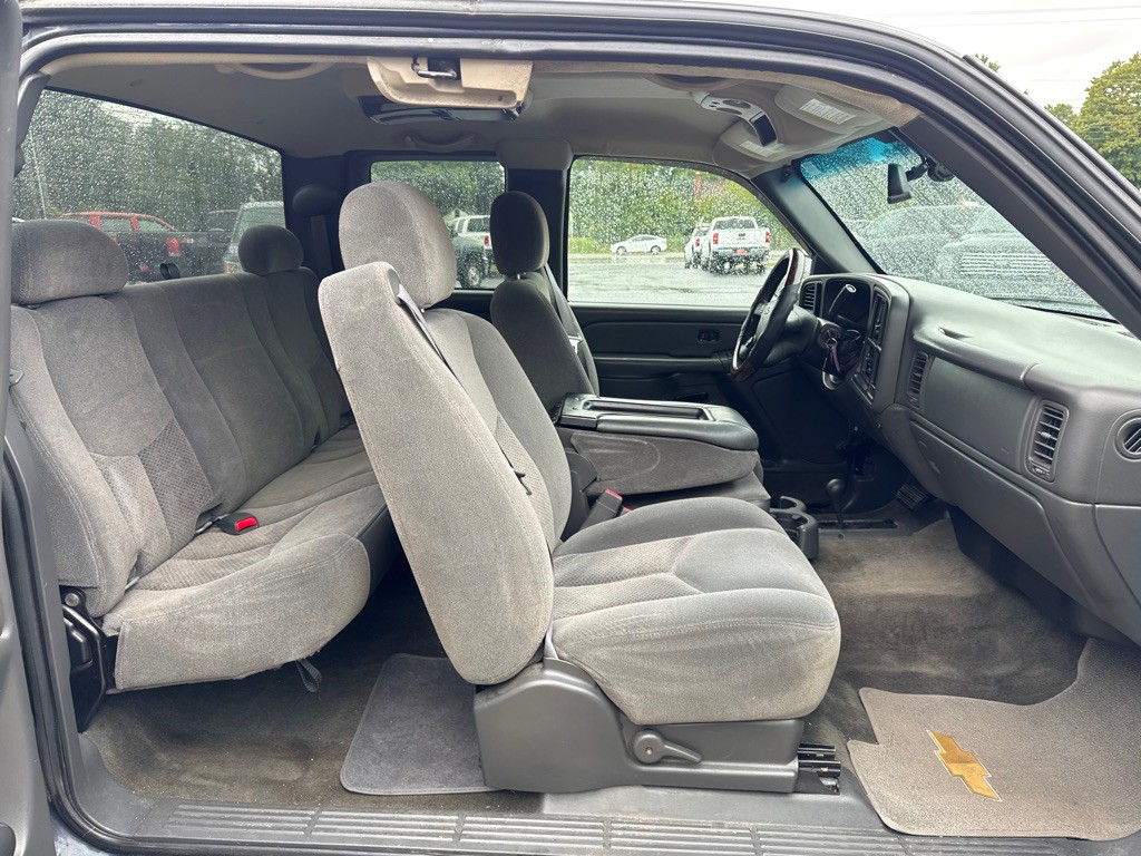 2005 Chevrolet Silverado 1500 Image 14