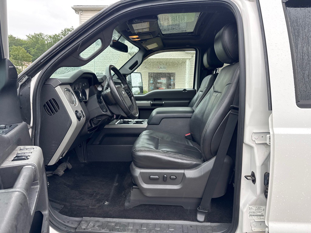 2014 Ford F-350 Image 11