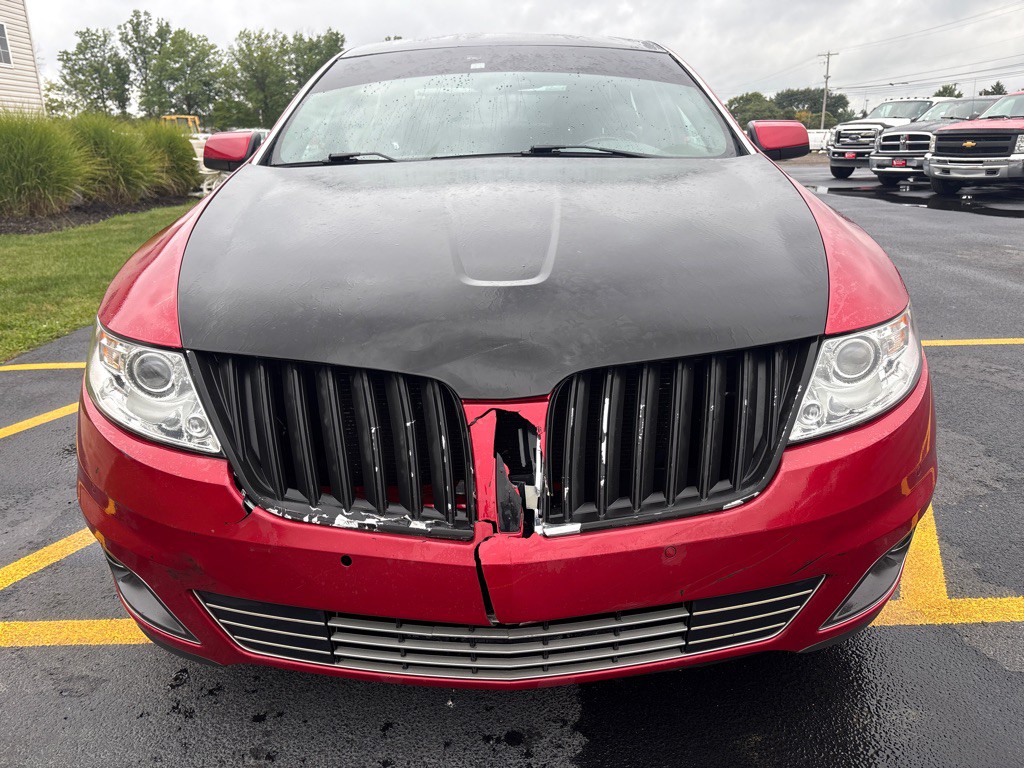 2010 Lincoln MKS Image 3