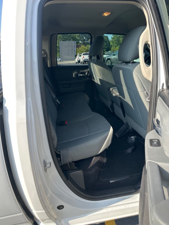 2015 RAM 1500 Image 12