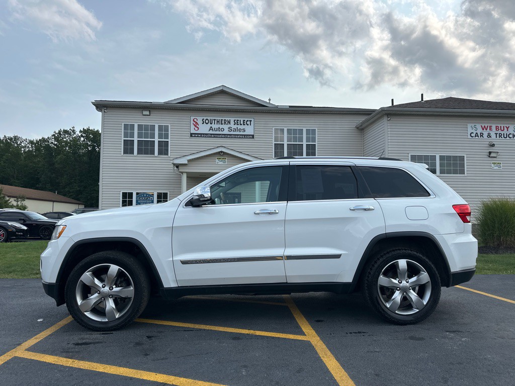 2013 Jeep Grand Cherokee Image 1