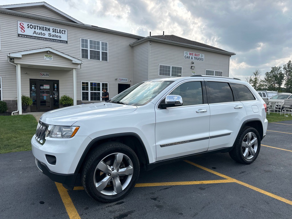 2013 Jeep Grand Cherokee Image 2