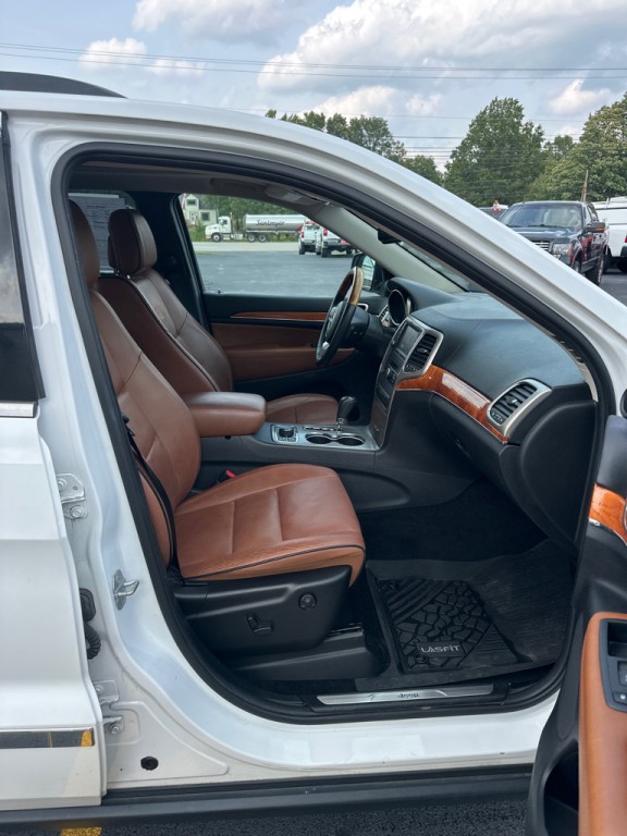 2013 Jeep Grand Cherokee Image 12