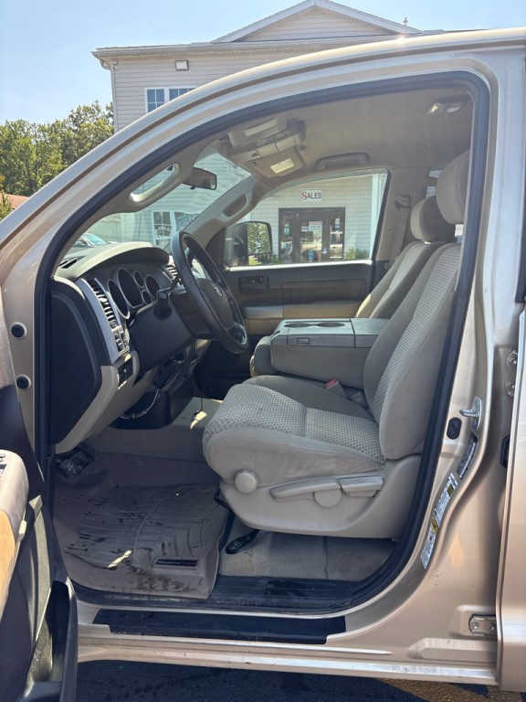 2010 Toyota Tundra Image 9