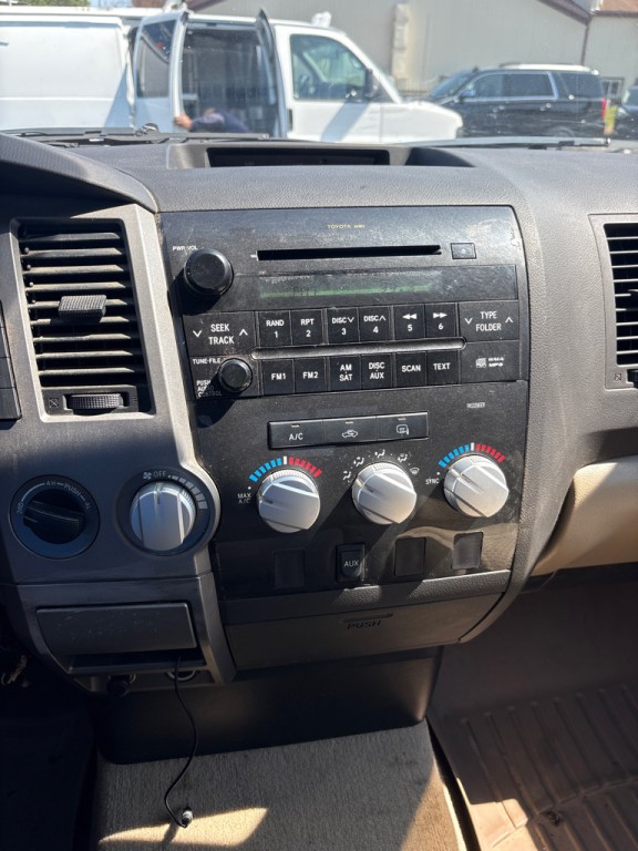 2010 Toyota Tundra Image 15
