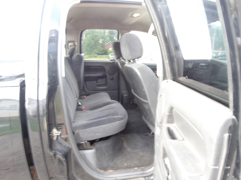 2004 Dodge Ram 1500 Image 13