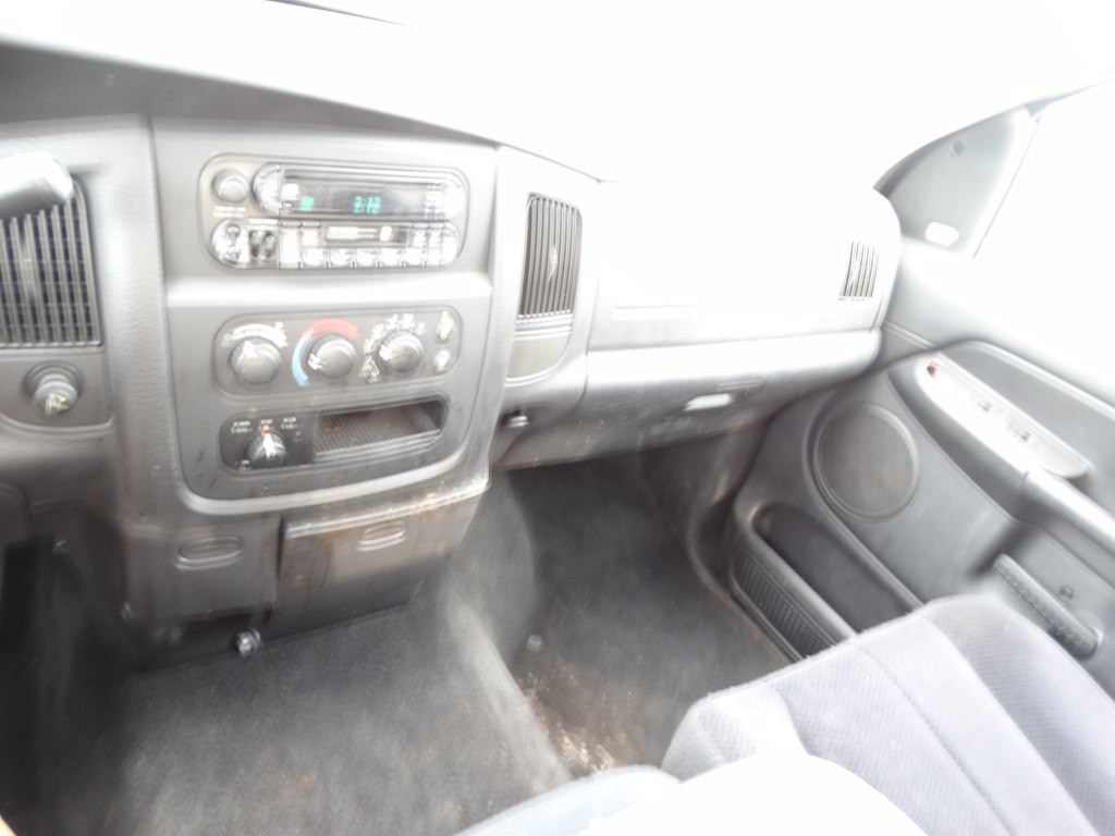 2004 Dodge Ram 1500 Image 15