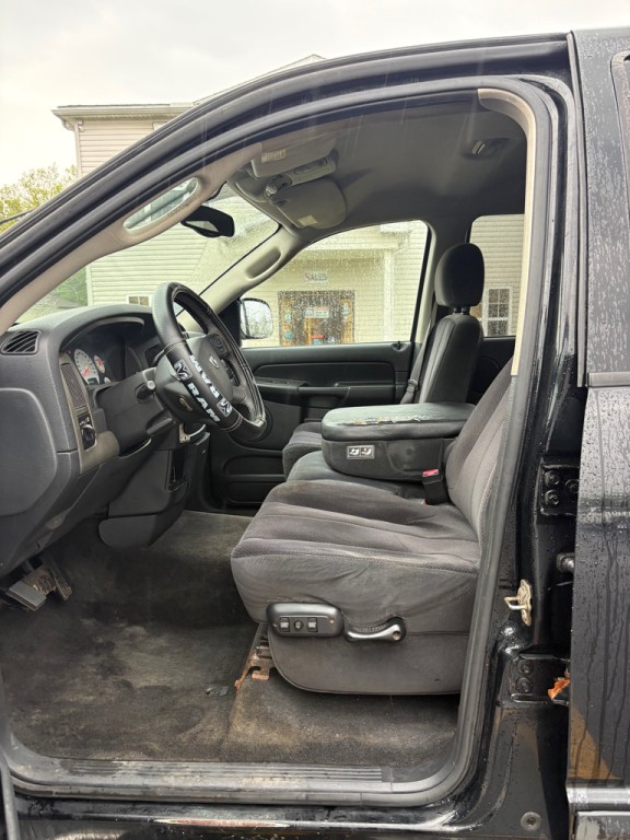 2004 Dodge Ram 1500 Image 9