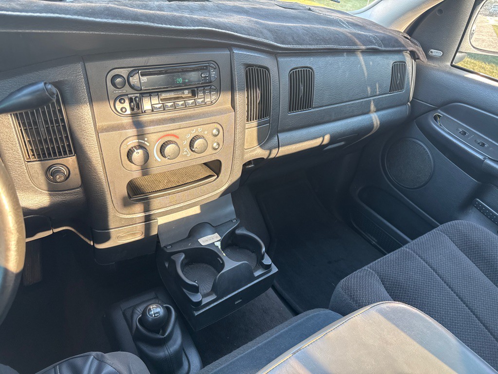 2003 Dodge Ram 1500 Image 15