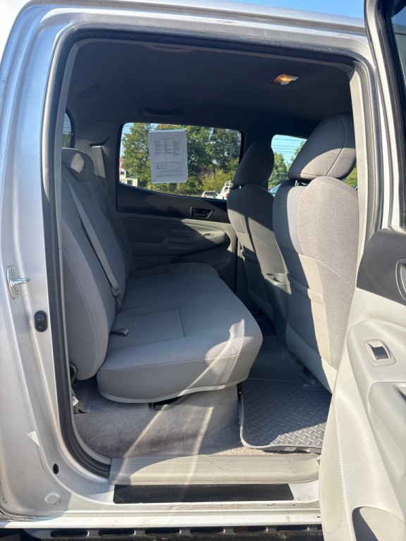 2010 Toyota Tacoma Image 12