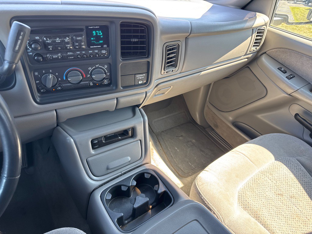 2000 Chevrolet Silverado 1500 Image 16