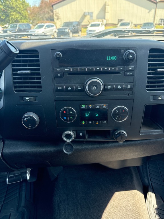 2011 Chevrolet Silverado 1500 Image 15