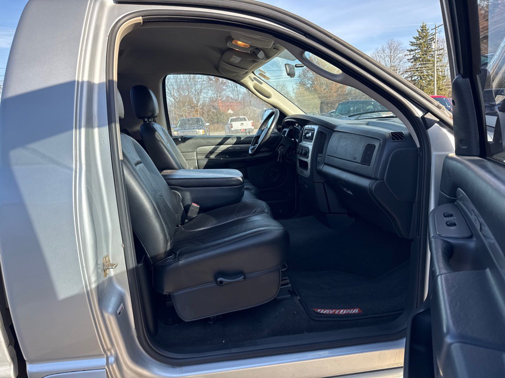 2005 Dodge Ram 1500 Image 12