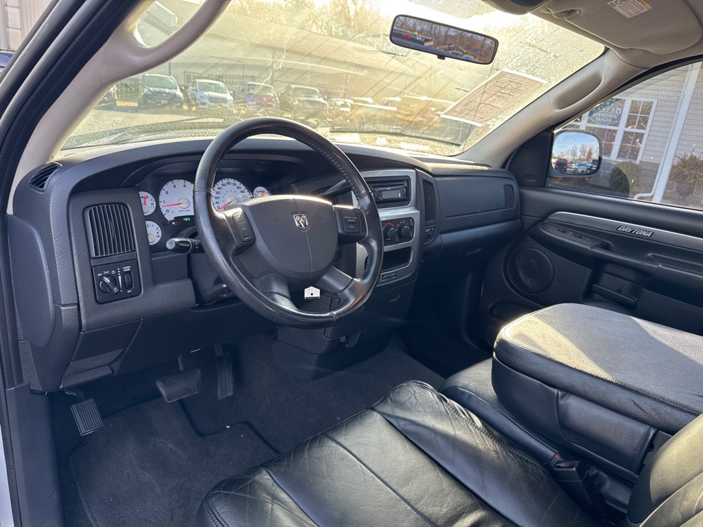 2005 Dodge Ram 1500 Image 13