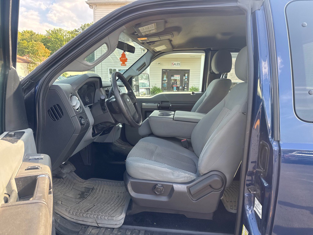 2012 Ford F-250 Image 10