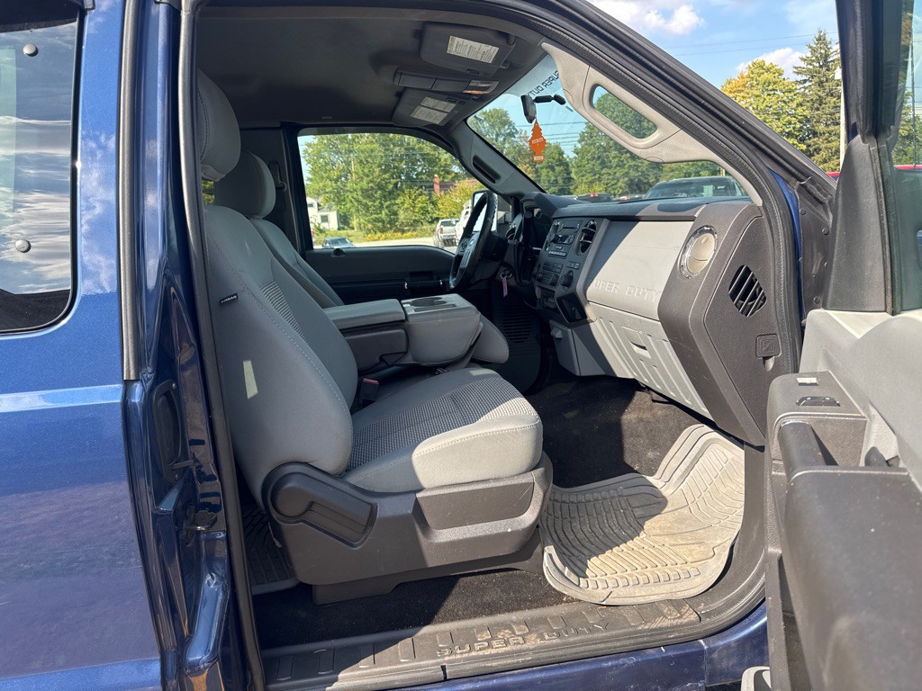 2012 Ford F-250 Image 12
