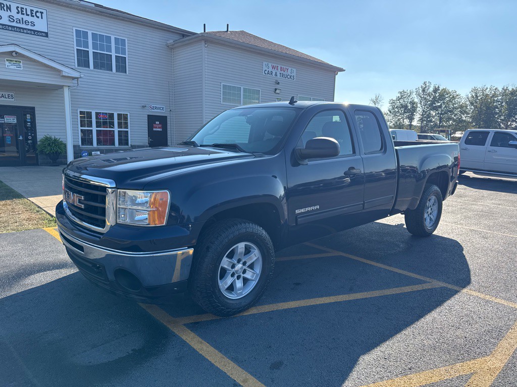 2010 GMC Sierra Image 2