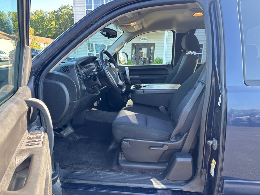 2010 GMC Sierra Image 11