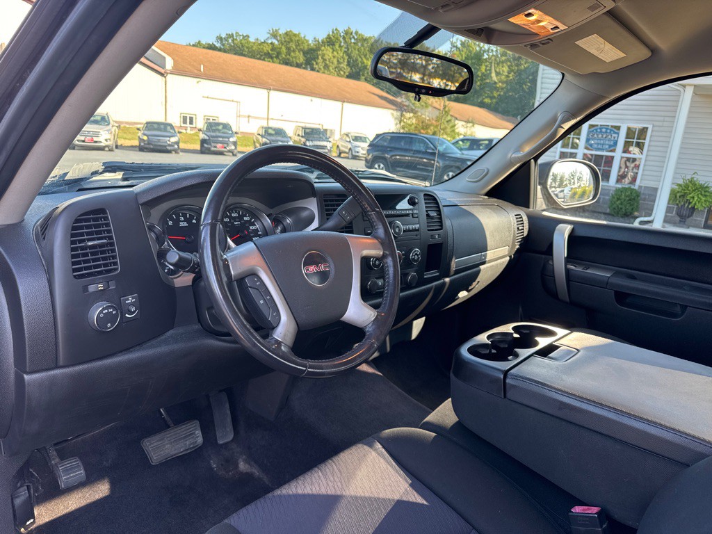 2010 GMC Sierra Image 15