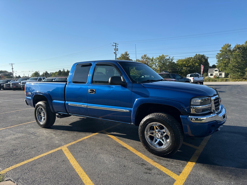 2003 GMC Sierra Image 4