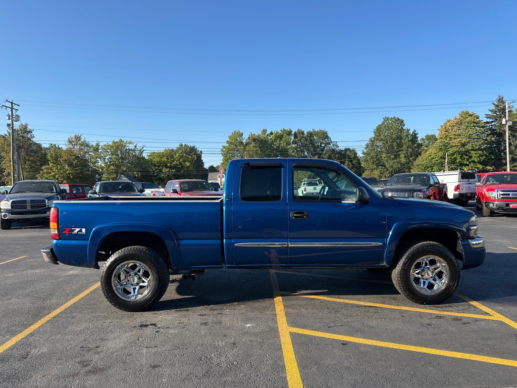 2003 GMC Sierra Image 5