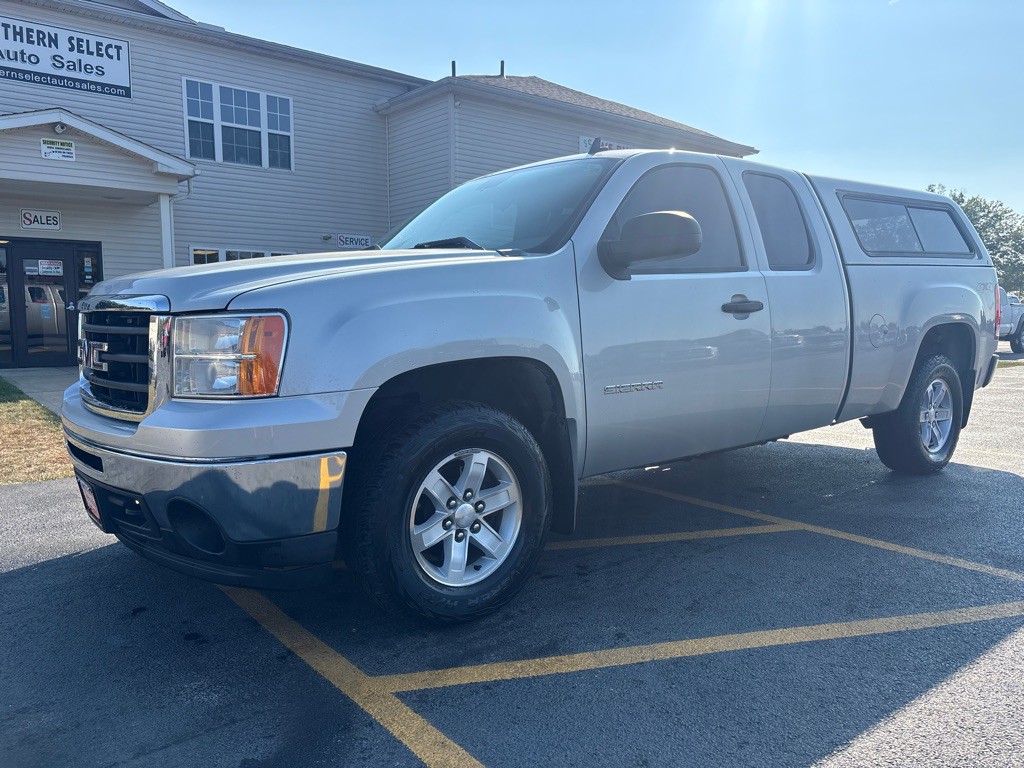 2010 GMC Sierra Image 2